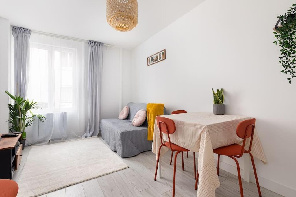 2p Cosy Paris & Apartment Gagny